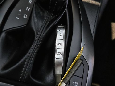 Used 2025 Kia K4 FWD image 31