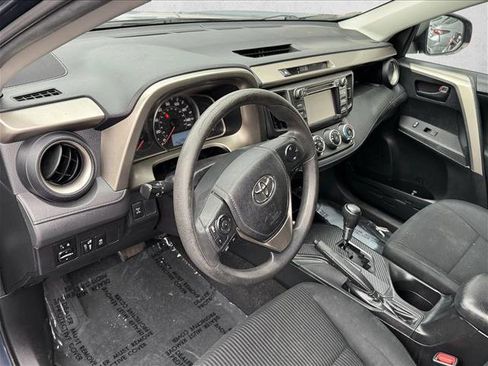 Used 2015 Toyota RAV4 LE AWD/4WD image 11