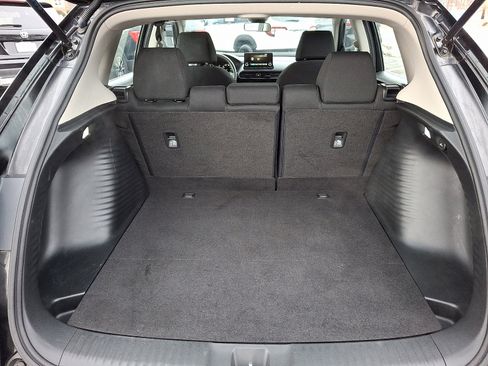 Certified 2023 Honda HR-V LX image 30