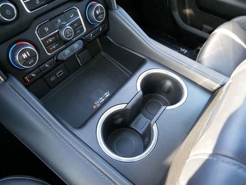 Used 2023 Chevrolet Tahoe Z71 w/ Luxury Package image 24