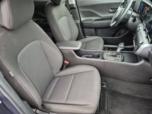 Used 2025 Hyundai Kona SEL FWD image 31