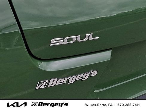 Certified 2023 Kia Soul EX FWD image 32