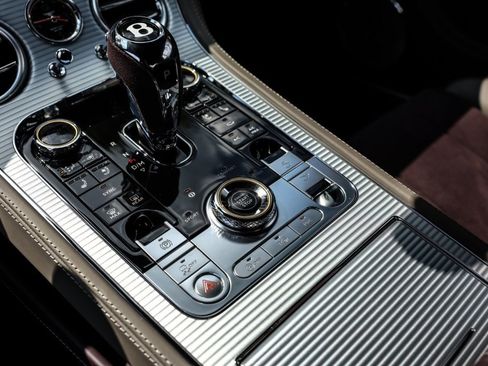 Used 2024 Bentley Continental GT S image 29