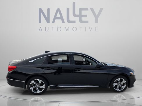 Used 2020 Honda Accord EX image 5