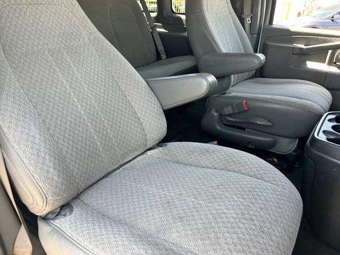 Used 2019 Chevrolet Express 3500 LT w/ LT Preferred Equipment Group RWD image 12