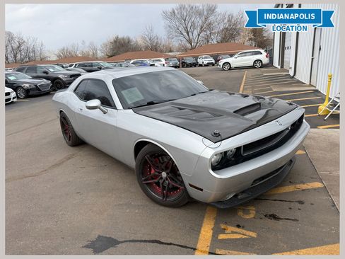 Used 2009 Dodge Challenger SRT8 w/ SRT Option Group II image 1