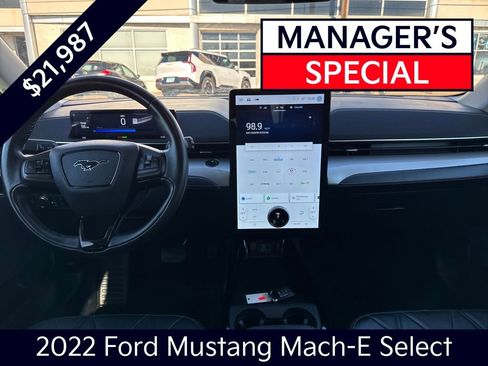 Used 2022 Ford Mustang Mach-E Select image 11