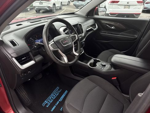 Certified 2024 GMC Terrain SLE w/ Driver Convenience Package image 10