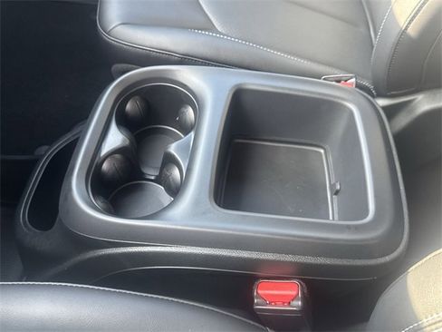 New 2026 Chrysler Pacifica Select image 24