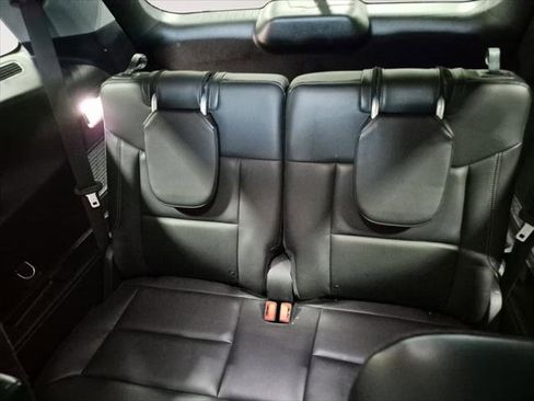 Used 2021 Ford Explorer XLT w/ Equipment Group 202A image 24