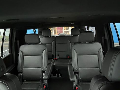 Certified 2025 GMC Yukon XL Denali image 27