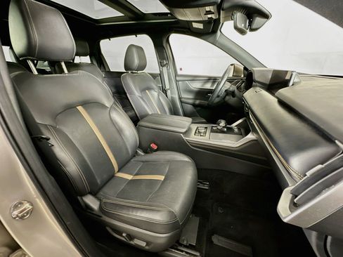 Used 2024 MAZDA CX-90 Plug-In Hybrid w/ Premium Plus AWD/4WD image 35