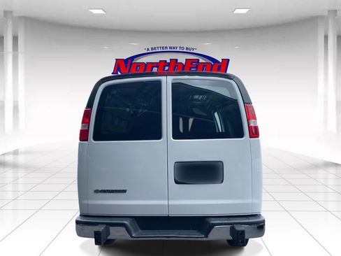 Used 2023 Chevrolet Express 2500 w/ Driver Convenience Package image 6