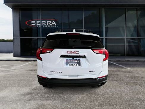 Used 2020 GMC Terrain SLT w/ Preferred Package image 3