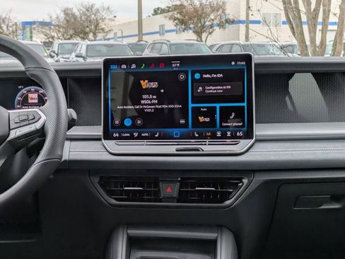 New 2026 Volkswagen Tiguan SE R-Line FWD image 21