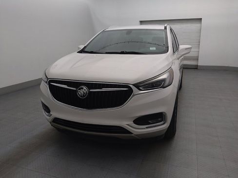 Used 2020 Buick Enclave Essence image 15
