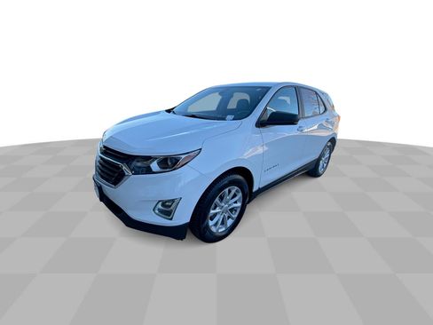 Certified 2020 Chevrolet Equinox LS w/ LS Convenience Package image 5