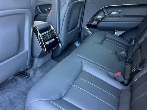 New 2026 Land Rover Range Rover Sport SE AWD/4WD image 28