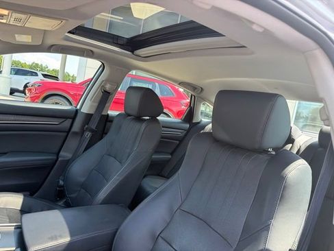Used 2018 Honda Accord EX-L image 18