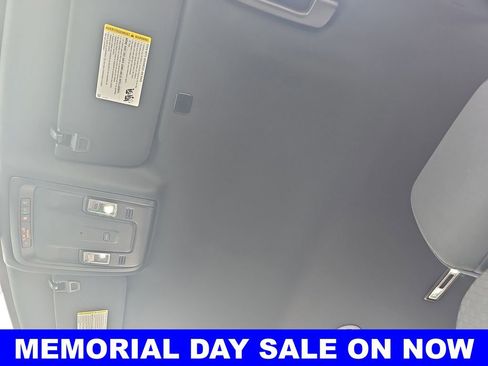 Used 2024 Chevrolet Tahoe LS RWD image 30