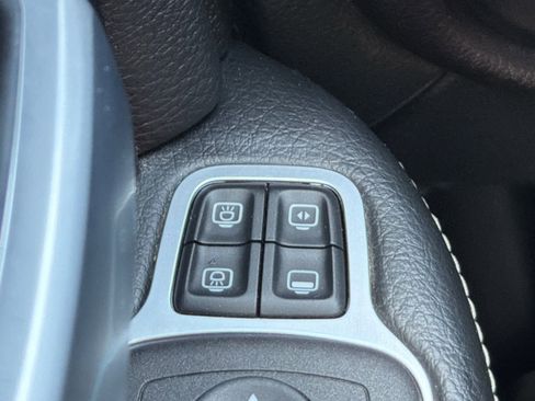 Used 2024 RAM 3500 Big Horn w/ Night Edition AWD/4WD image 54