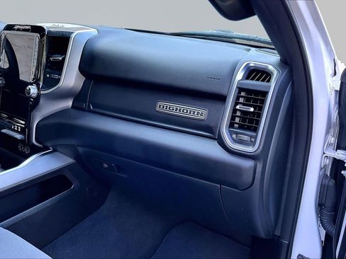 Used 2025 RAM 1500 Big Horn AWD/4WD image 19