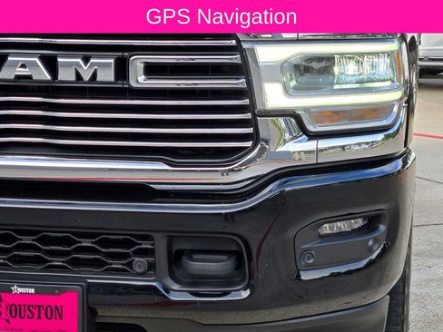 Used 2024 RAM 2500 Laramie image 11