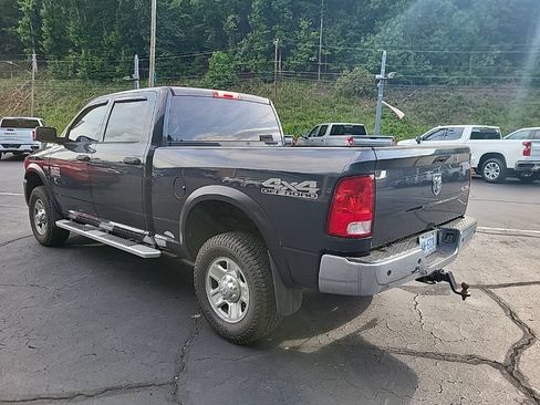 Used 2017 RAM 2500 Tradesman w/ Chrome Appearance Group AWD/4WD image 10