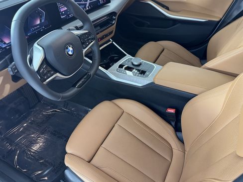 Used 2026 BMW 330i Sedan w/ Premium Package RWD image 4