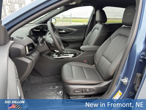 New 2026 Buick Envista Avenir FWD image 12