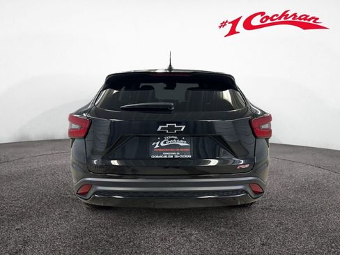 Certified 2024 Chevrolet Trax RS w/ Driver Confidence Package image 19