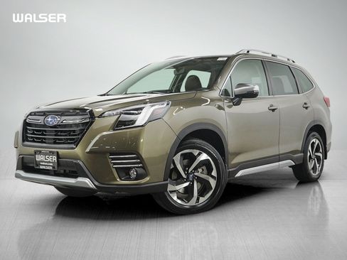 Used 2024 Subaru Forester Touring w/ Pop Package 2 AWD/4WD image 1
