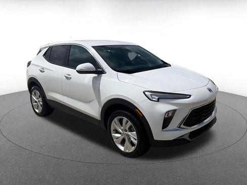 Used 2025 Buick Encore GX Preferred FWD image 2