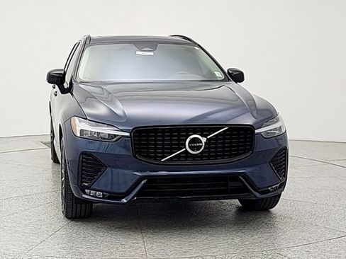 Certified 2025 Volvo XC60 B5 Plus w/ Climate Package AWD/4WD image 2