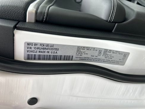 New 2026 Jeep Grand Cherokee Limited AWD/4WD image 42