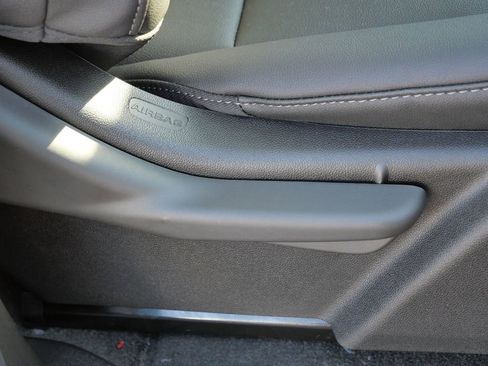 New 2026 GMC Canyon Elevation w/ Convenience Package image 21