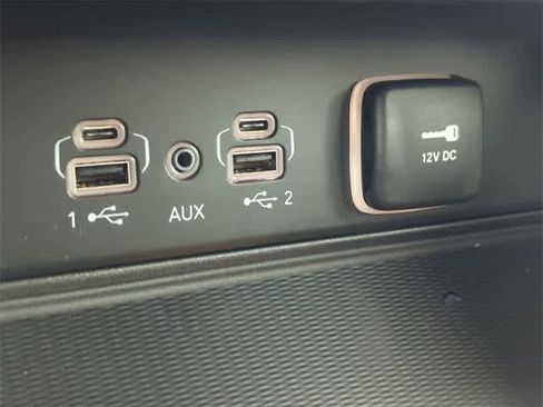 New 2025 Jeep Grand Cherokee Laredo image 32