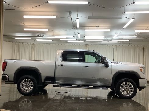 Used 2023 GMC Sierra 2500 Denali w/ Denali Ultimate Package image 5