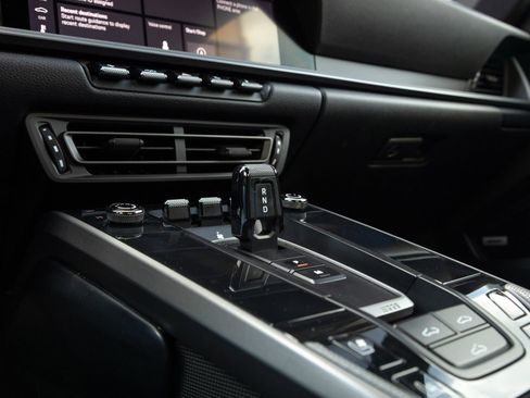 Certified 2020 Porsche 911 Carrera image 28