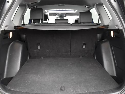 Used 2020 Honda CR-V Touring image 16