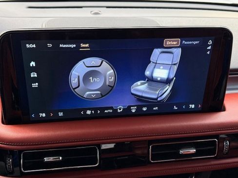 Used 2025 Lincoln Aviator Reserve w/ Equipment Group 201A image 18