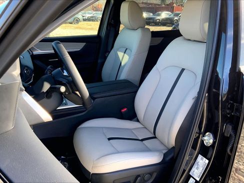 New 2026 MAZDA CX-90 3.3 Turbo w/ Premium Sport Pkg image 9