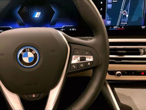 Certified 2023 BMW i4 eDrive35 w/ Premium Package RWD image 18