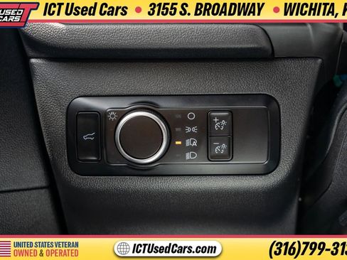 Used 2024 Ford Escape ST-Line AWD/4WD image 16