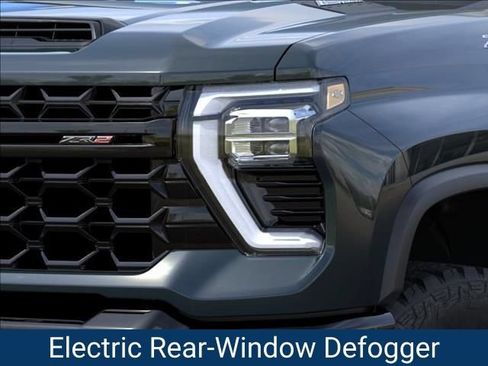New 2026 Chevrolet Silverado 2500 ZR2 AWD/4WD image 11