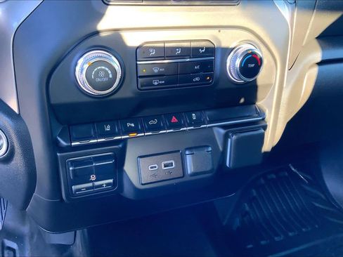 Used 2024 GMC Sierra 2500 Pro image 30