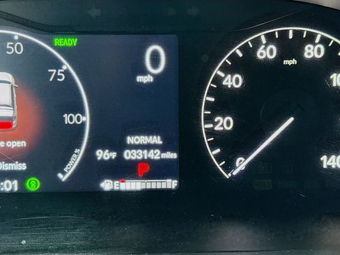 Used 2025 Honda CR-V Sport-L image 8