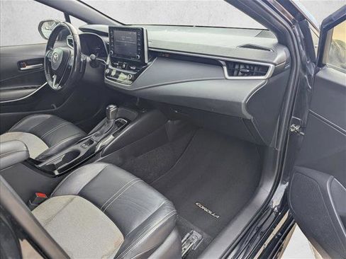 Used 2022 Toyota Corolla XSE image 19