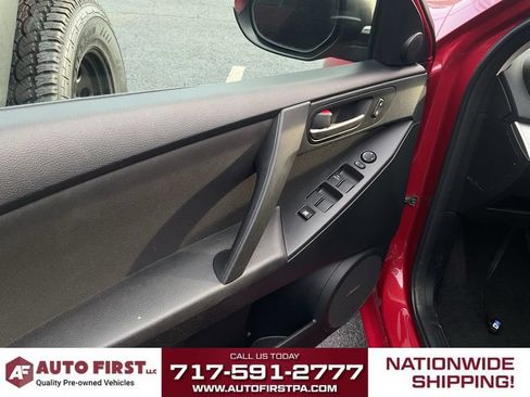 Used 2013 MAZDA MAZDA3 i Touring FWD image 5