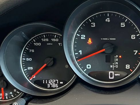Used 2017 Porsche Cayenne AWD/4WD image 13